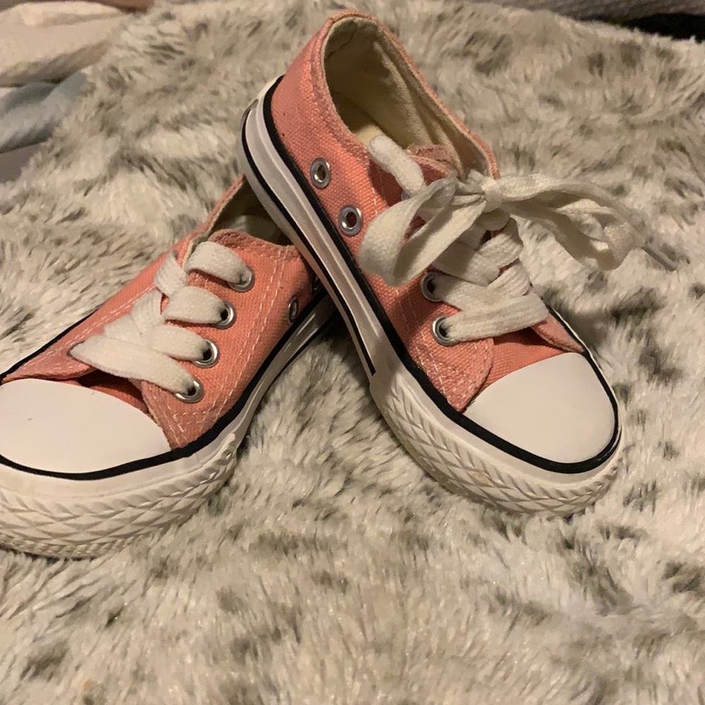Toddler converse sneakers